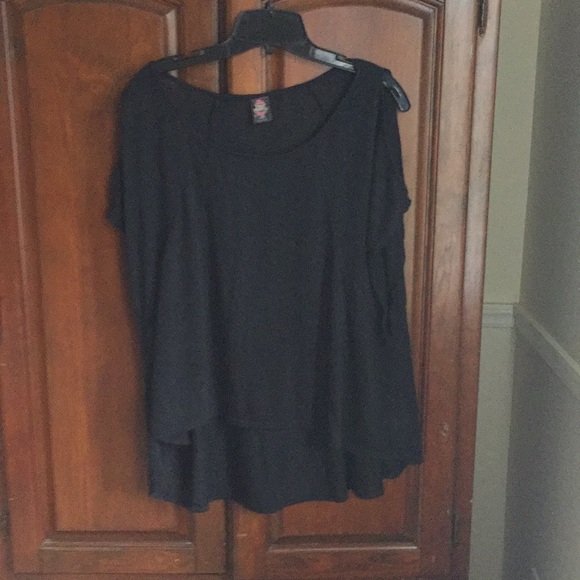 Free People - Picture 2 of 7